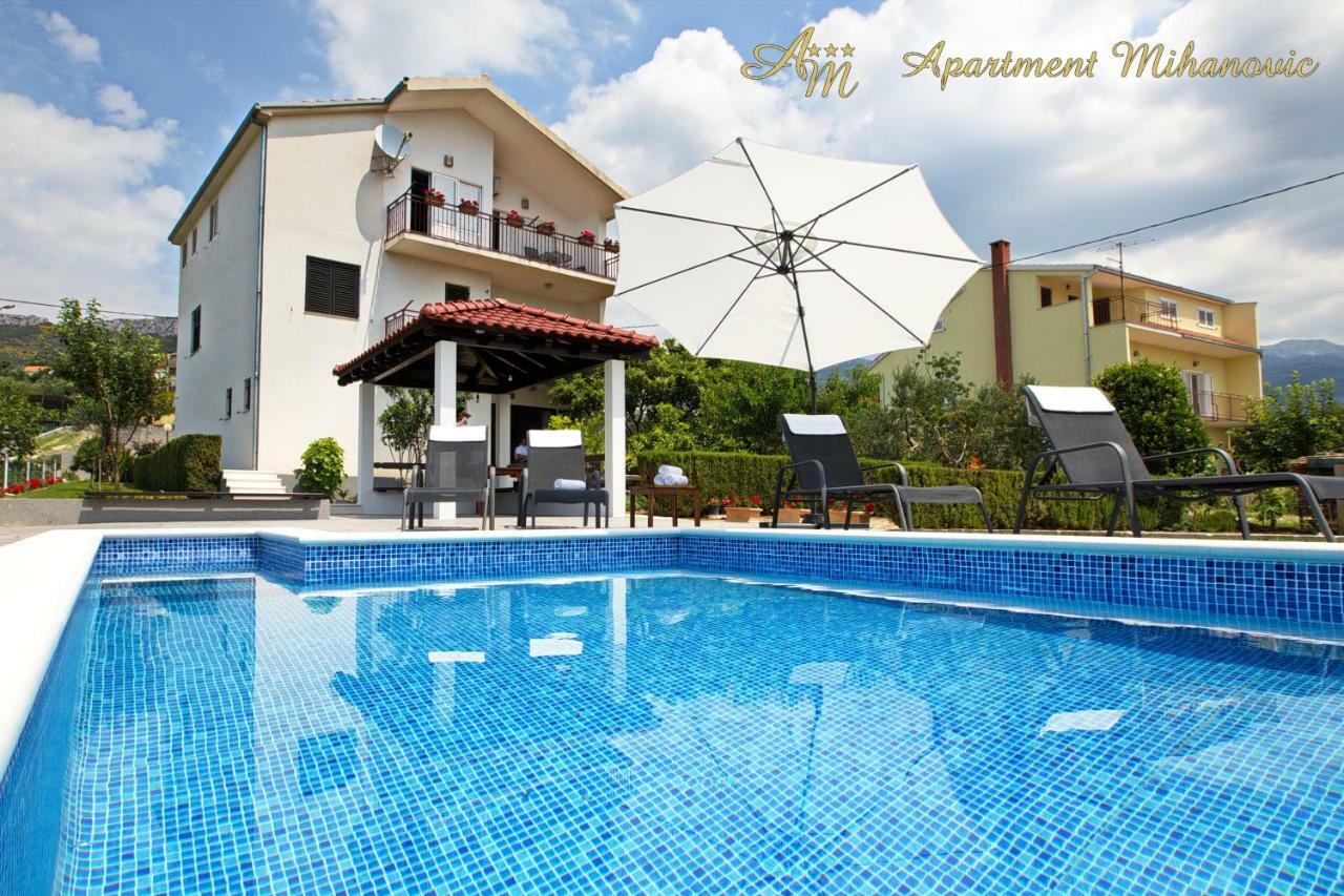 Apartment Mihanovic Žrnovnica Buitenkant foto