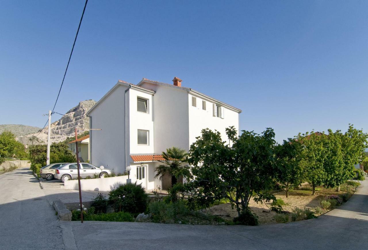 Apartment Mihanovic Žrnovnica Buitenkant foto